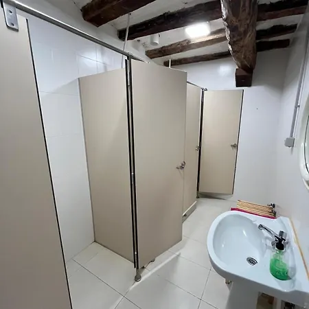 Rest Life El Salto Hostel Belorado